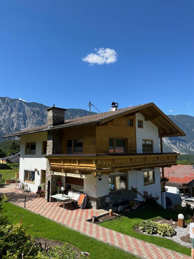 Apart Schoene Aussicht Sautens Buitenkant foto