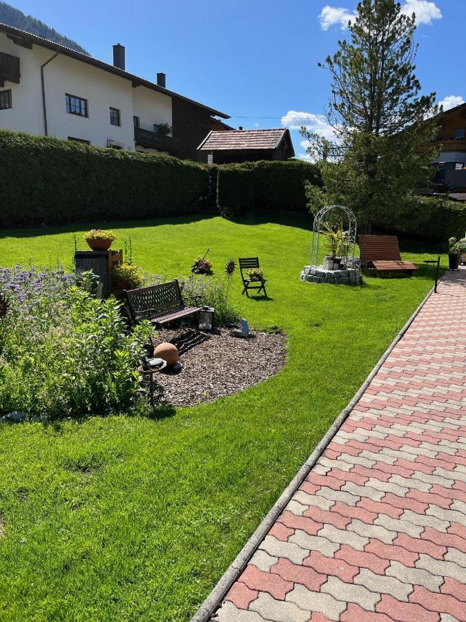 Apart Schoene Aussicht Sautens Buitenkant foto